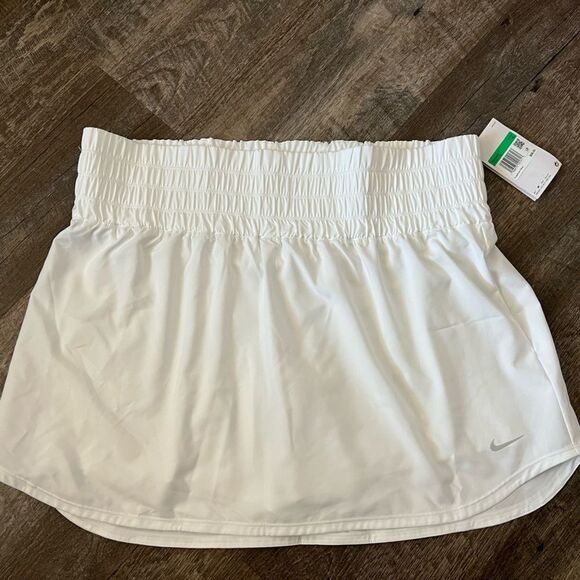 Nike Ultra High-Waisted Skort-Size XL - Picture 1 of 6